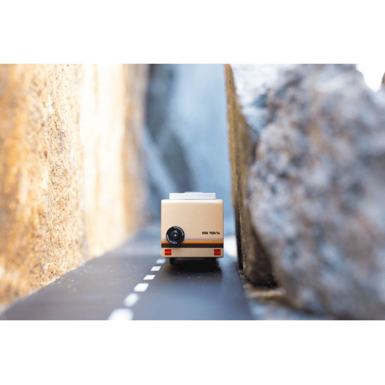 Candylab - Yosemite RV Toy Car - Vehicles