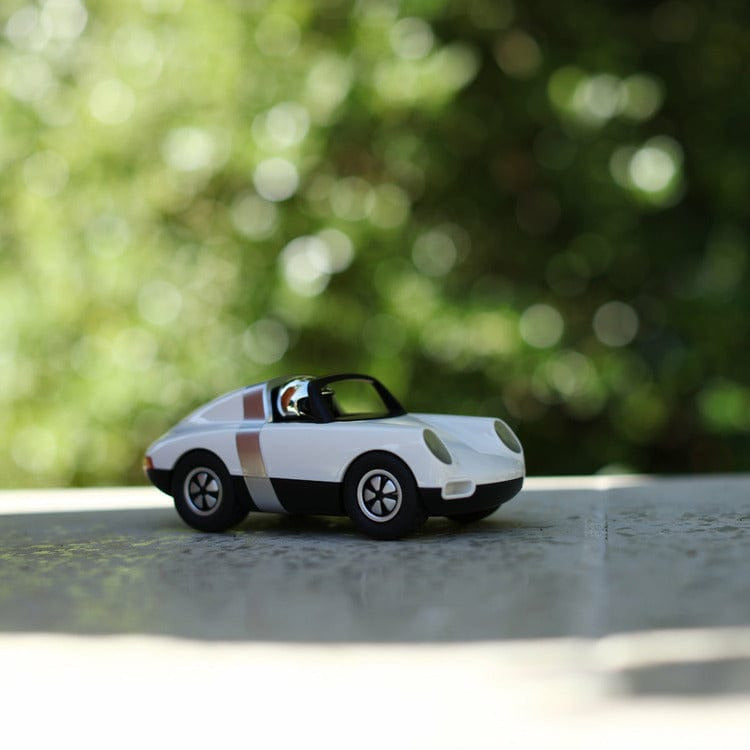 Playforever Vehicles Luft Car Toy - Pfeiffer White