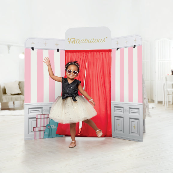 Style Runway 4-Sided Fashion Show Playset