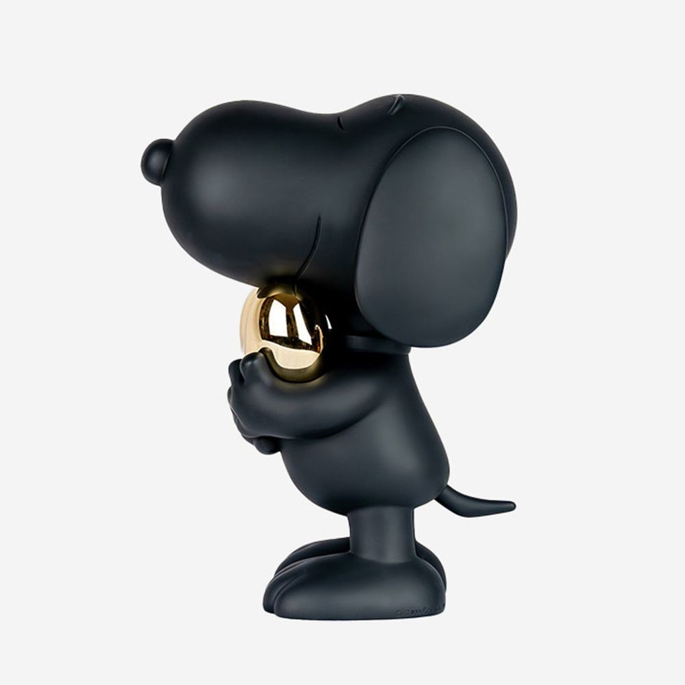 Snoopy 11" Figurine with Heart - Black & Gold