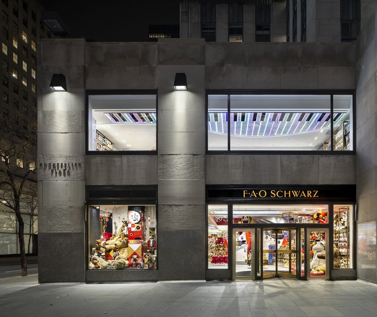 Original fao schwarz Clearance