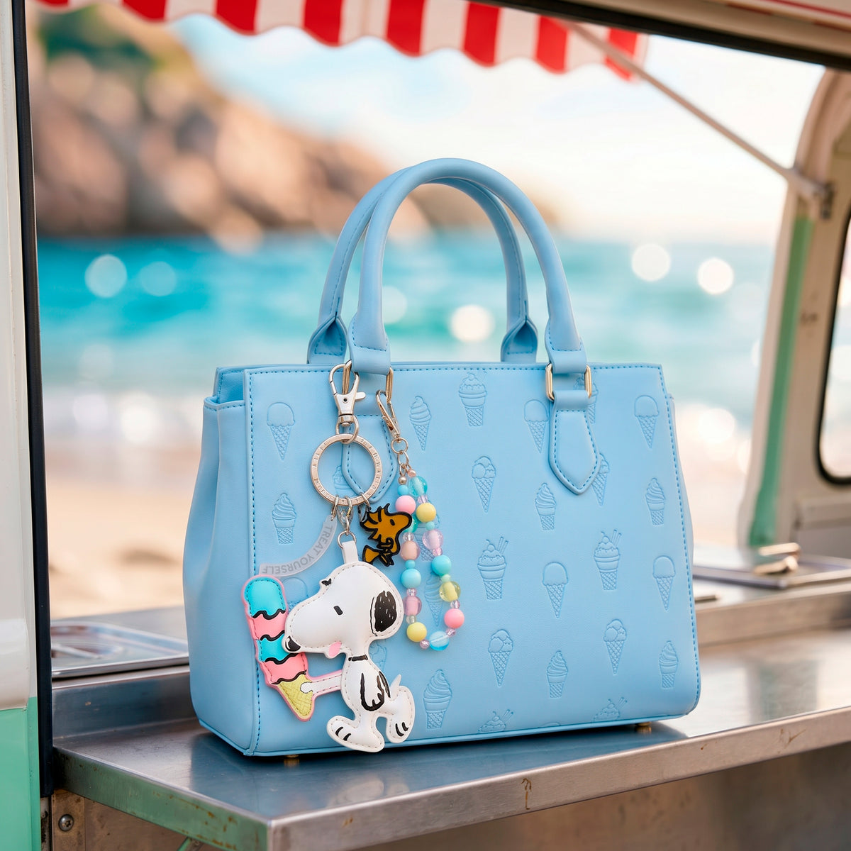 Peanuts Snoopy Bag Charm