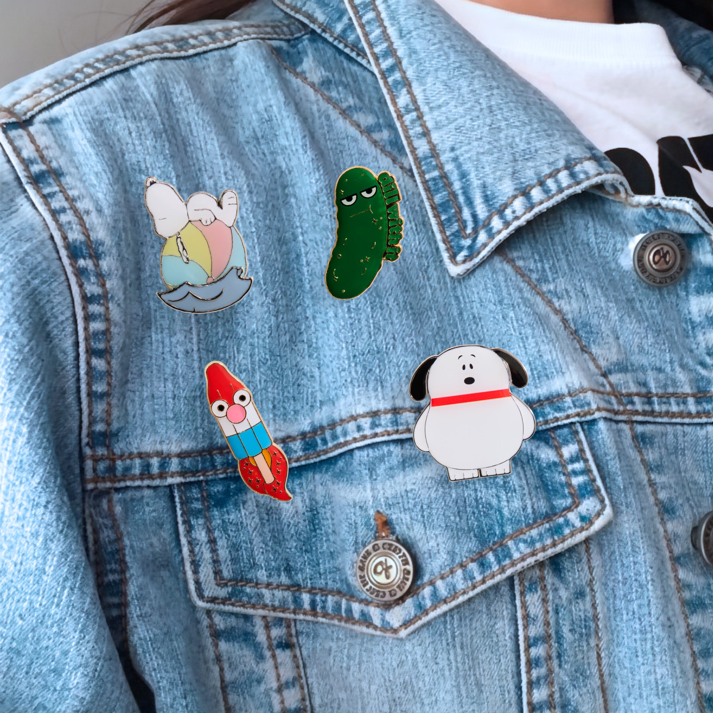 FAO Schwarz x Peanuts Snoopy Enamel Pin