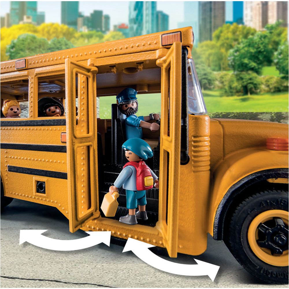 School Bus with Accessories and 4 Figures