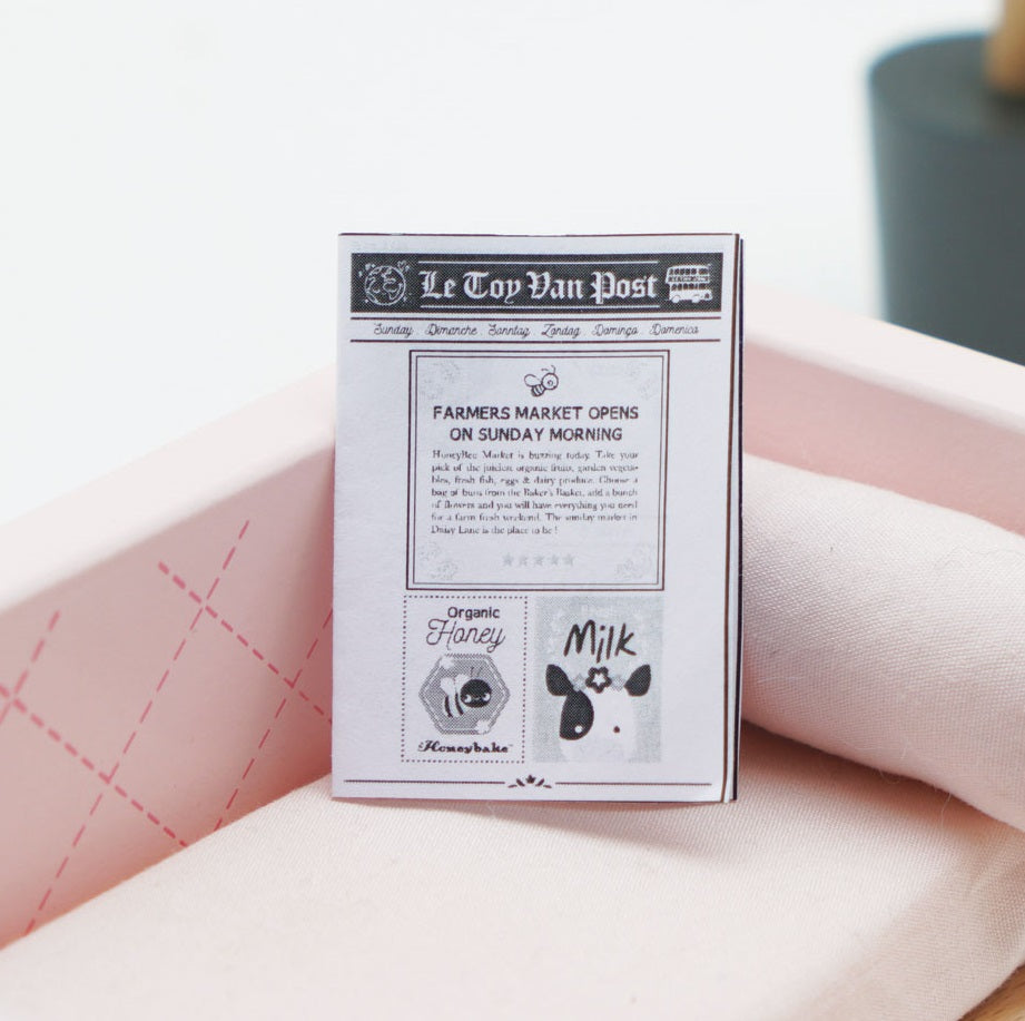 Wooden Dollhouse Living Room Furniture Set - 19 Pieces