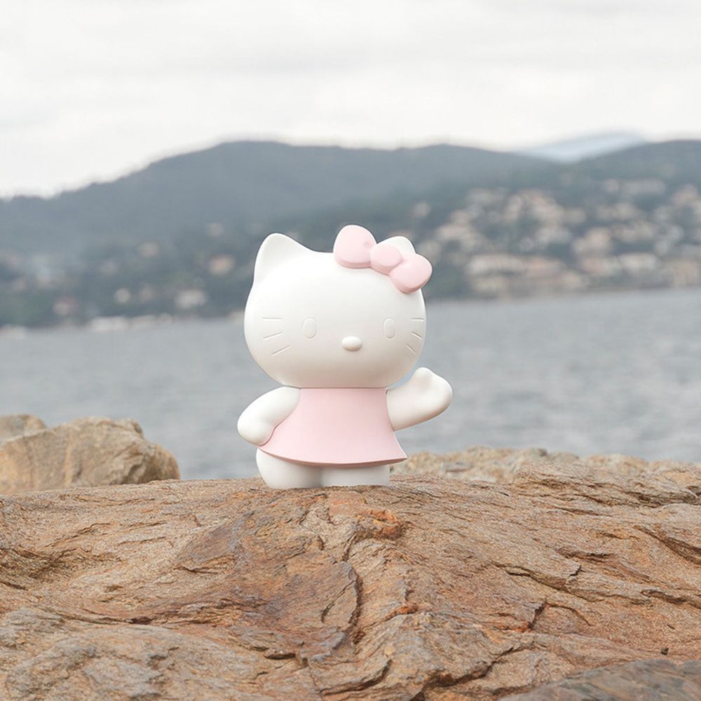 Hello Kitty Dress Figurine - White & Pastel Pink