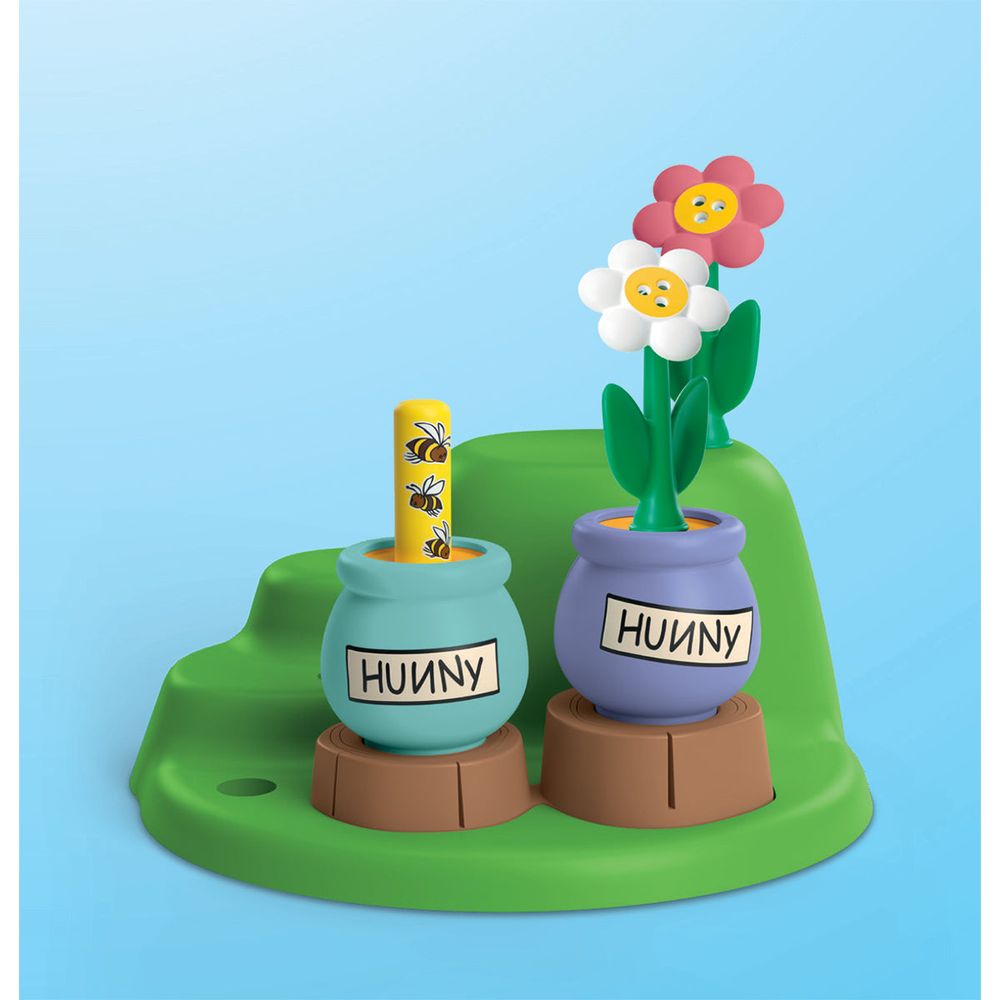 Playmobil Junior & Disney: Winnie the Pooh's & Tigger's Bee Garden Playset