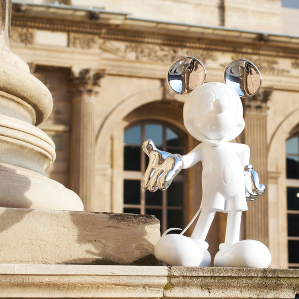 Mickey Mouse 12" Welcome Studio Figurine - White & Silver