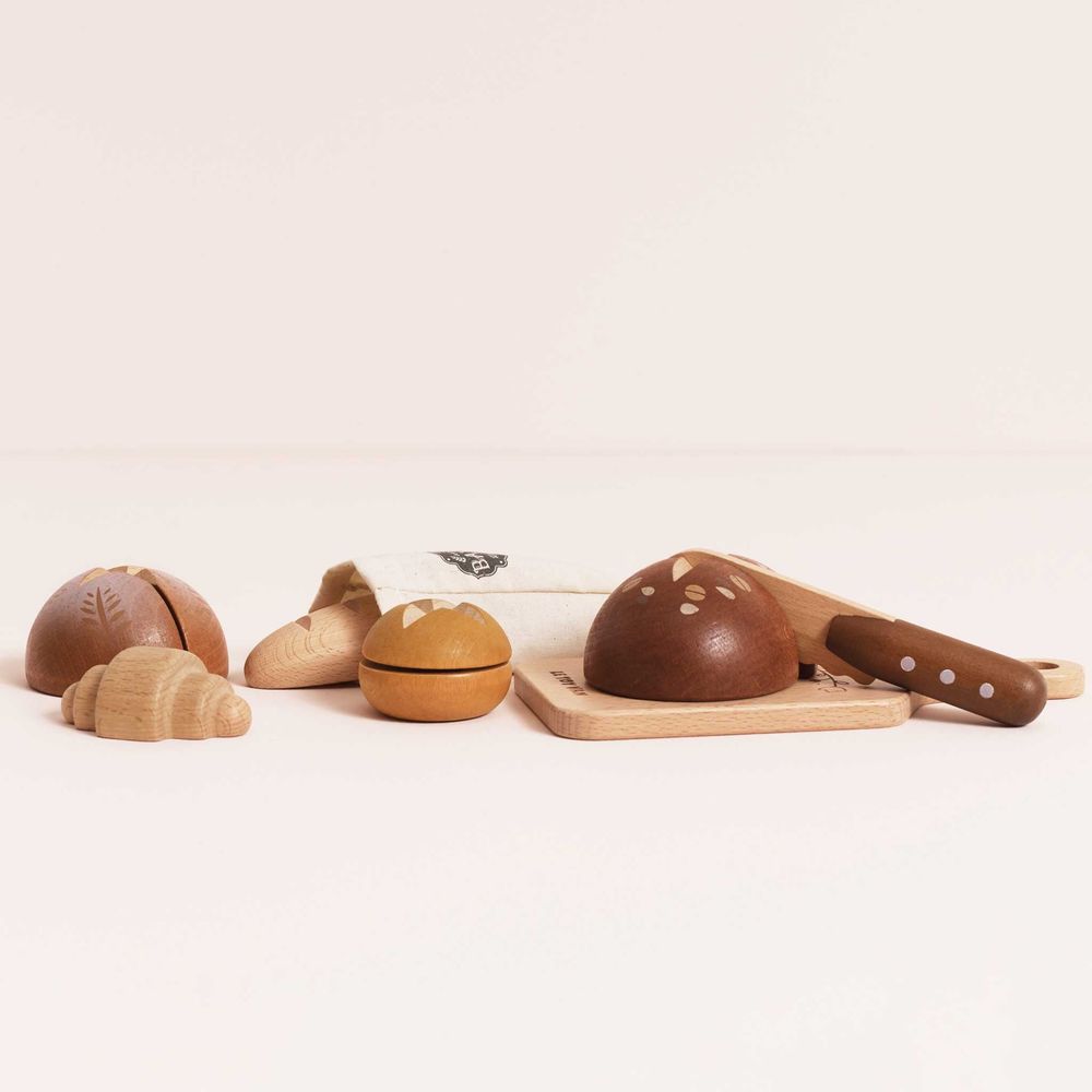  Le Toy Van -  Artisan Bread and Knife Pretend Play Set -  Preschool