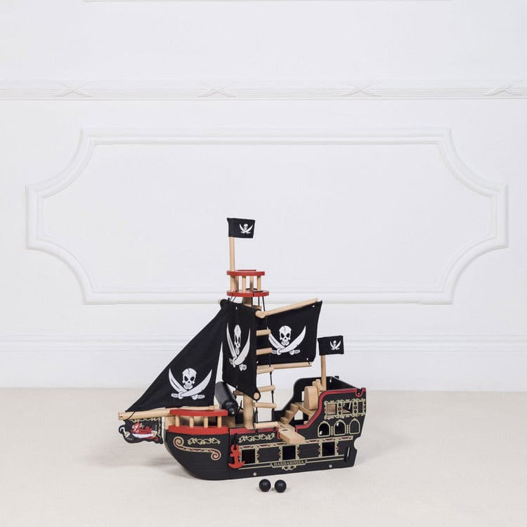 Le Toy Van -  Barbarossa Pirate Ship & Characters -  Preschool