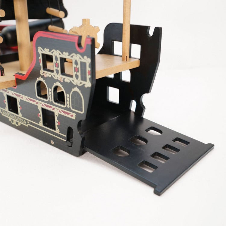  Le Toy Van -  Barbarossa Pirate Ship & Characters -  Preschool