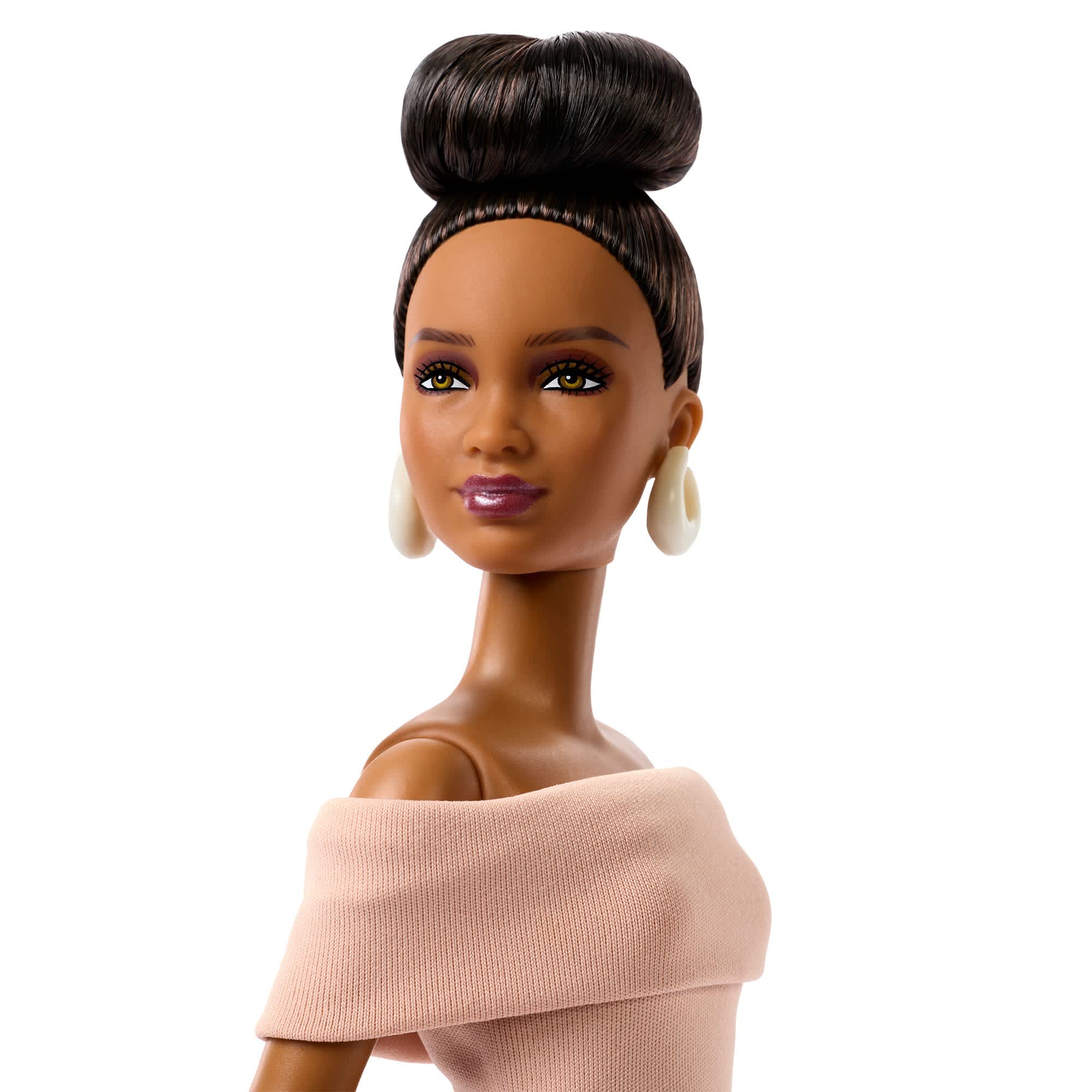  Barbie -  Barbie Basics 2026 Neutrals Series, Model 08 -  World of Barbie