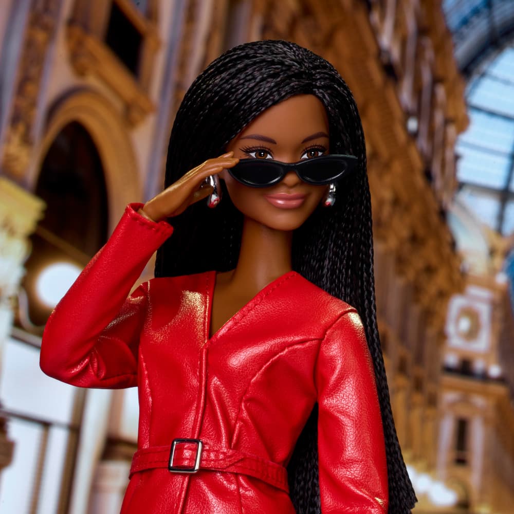 Barbie -  Barbie Signature @Barbiestyle Brooklyn Milan Fashion Week Doll -  World of Barbie
