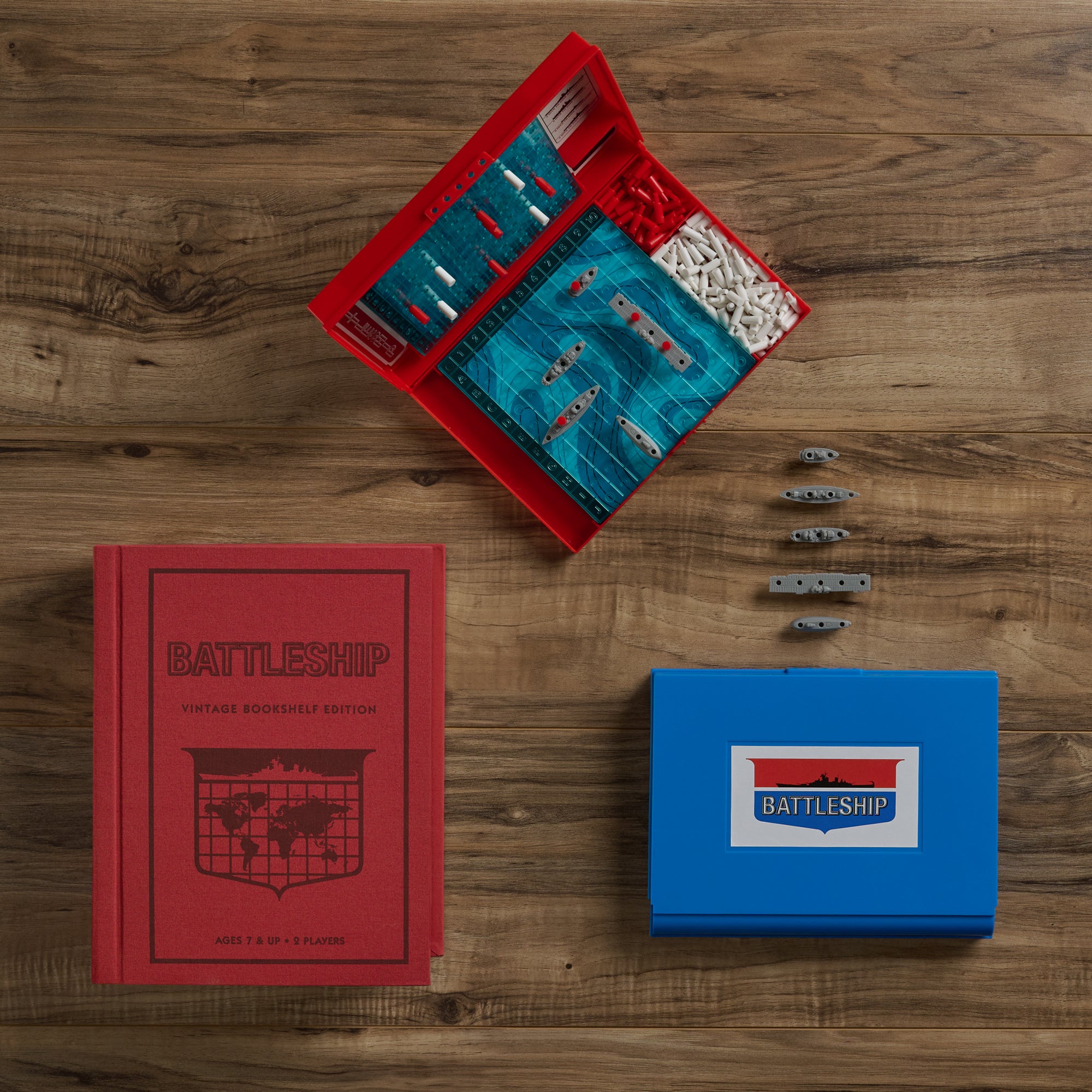  WS Game Company -  Battleship Vintage Bookshelf Edition -  Games