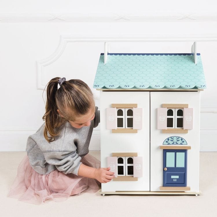  Le Toy Van -  Bluebelle Wooden Dollhouse -  Dolls