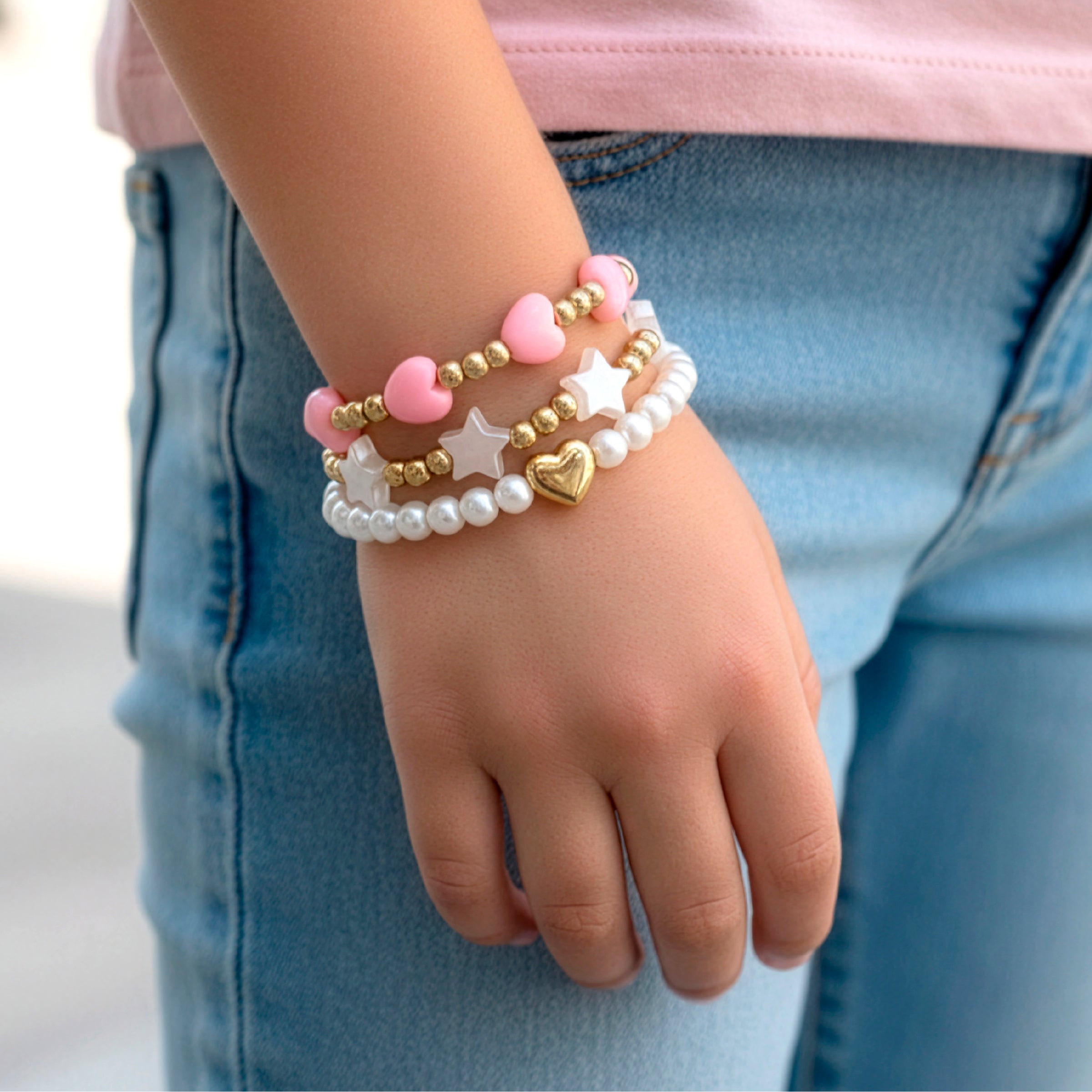 FAO Schwarz -  Charm Squad Pearl Bracelet -  Fashion Activity and Roleplay