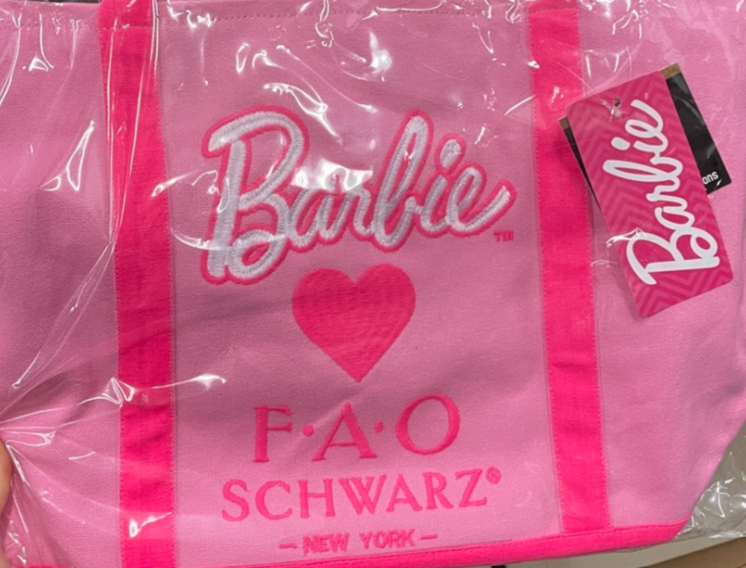 Barbie -  Experience Tote - 2026 Barbie Loves FAO -  World of Barbie