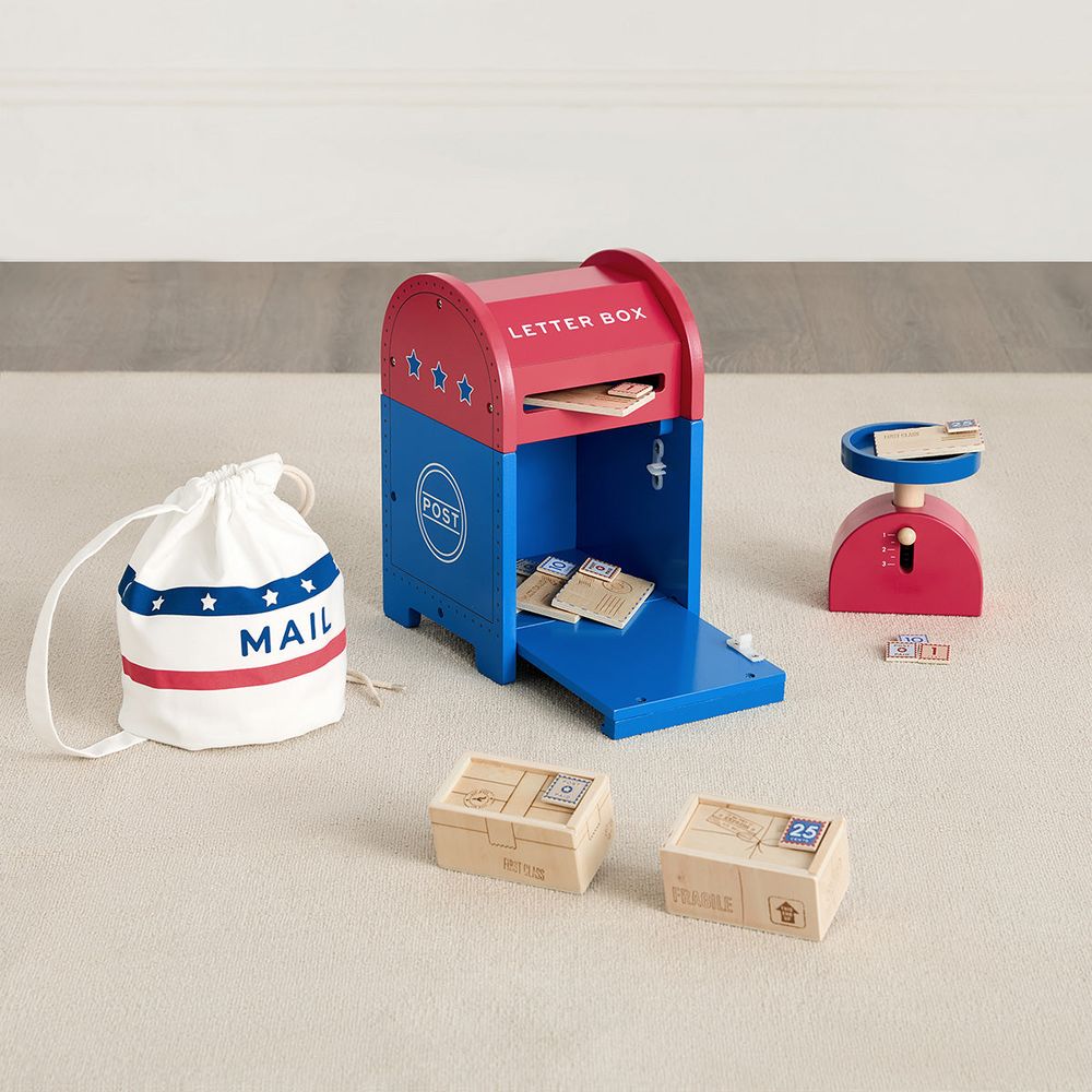  Wonder & Wise -  Extra Special Delivery Mail Set -  Preschool