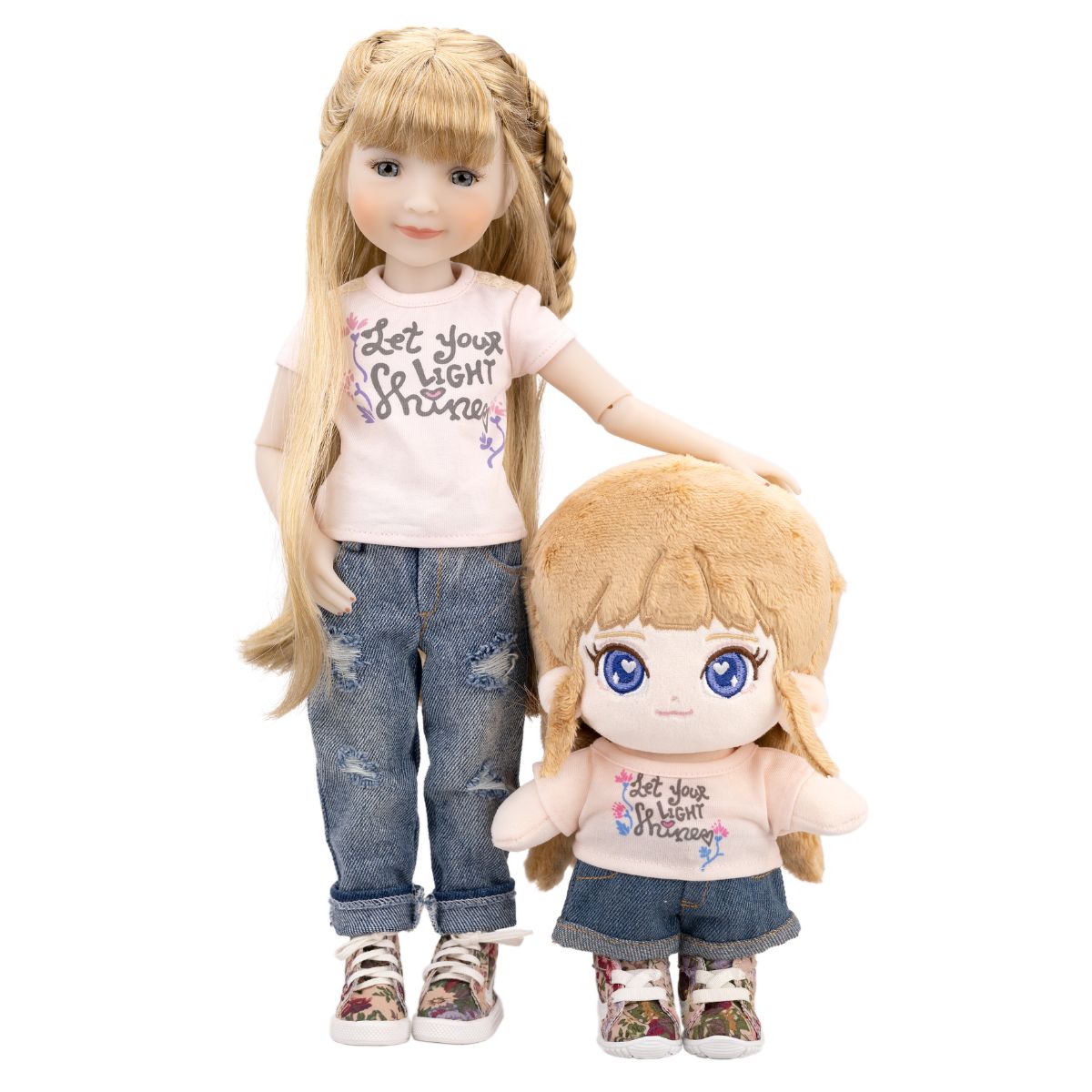  Ruby Red Fashion Friends -  Fluffy Sara Doll -  Dolls