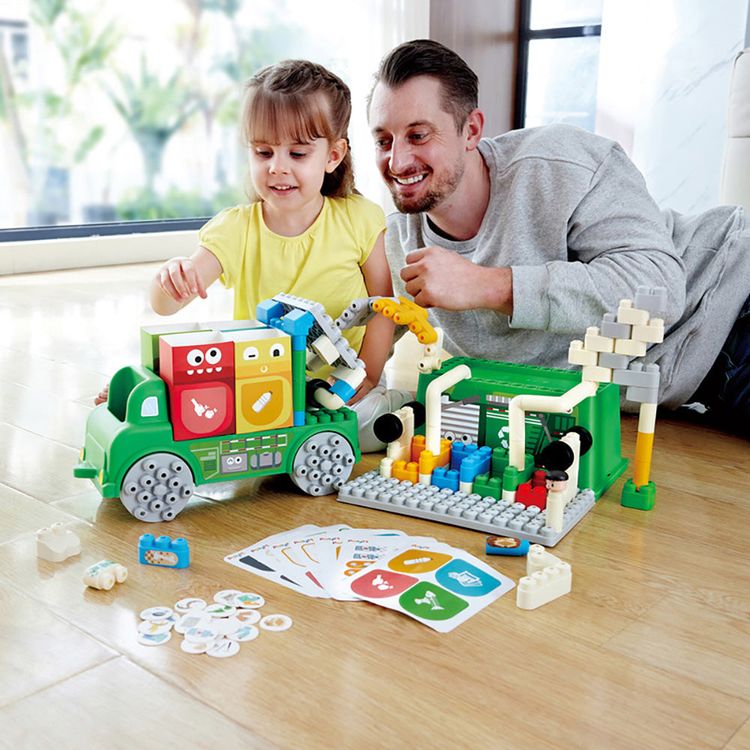  PolyM -  Garbage Sorting Truck -  STEM