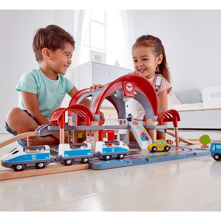  Hape -  Grand City Station -  Preschool