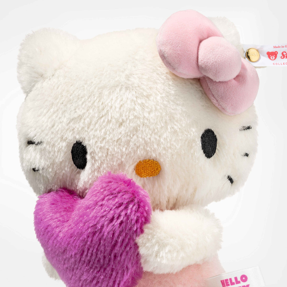 Steiff North America, Inc. -  Hello Kitty with Heart Plush Limited Edition -  Plush