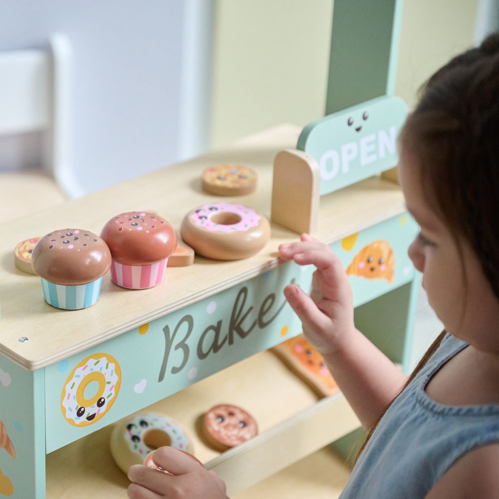  Teamson Kids -  Jolly Pals Wooden Bakery Stand with 12 Pastry Pieces -  Preschool