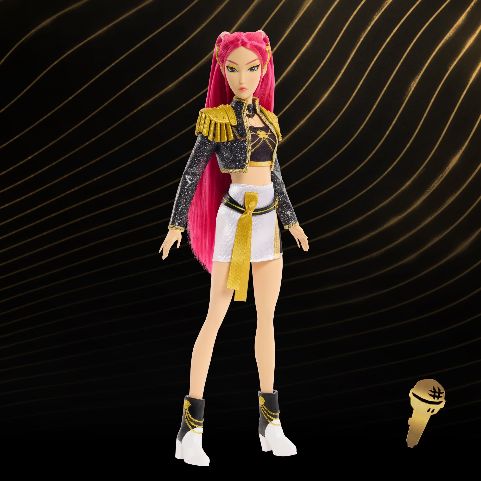 KPop Demon Hunters -  KPop Demon Hunters Singing Mira Fashion Doll -  Dolls
