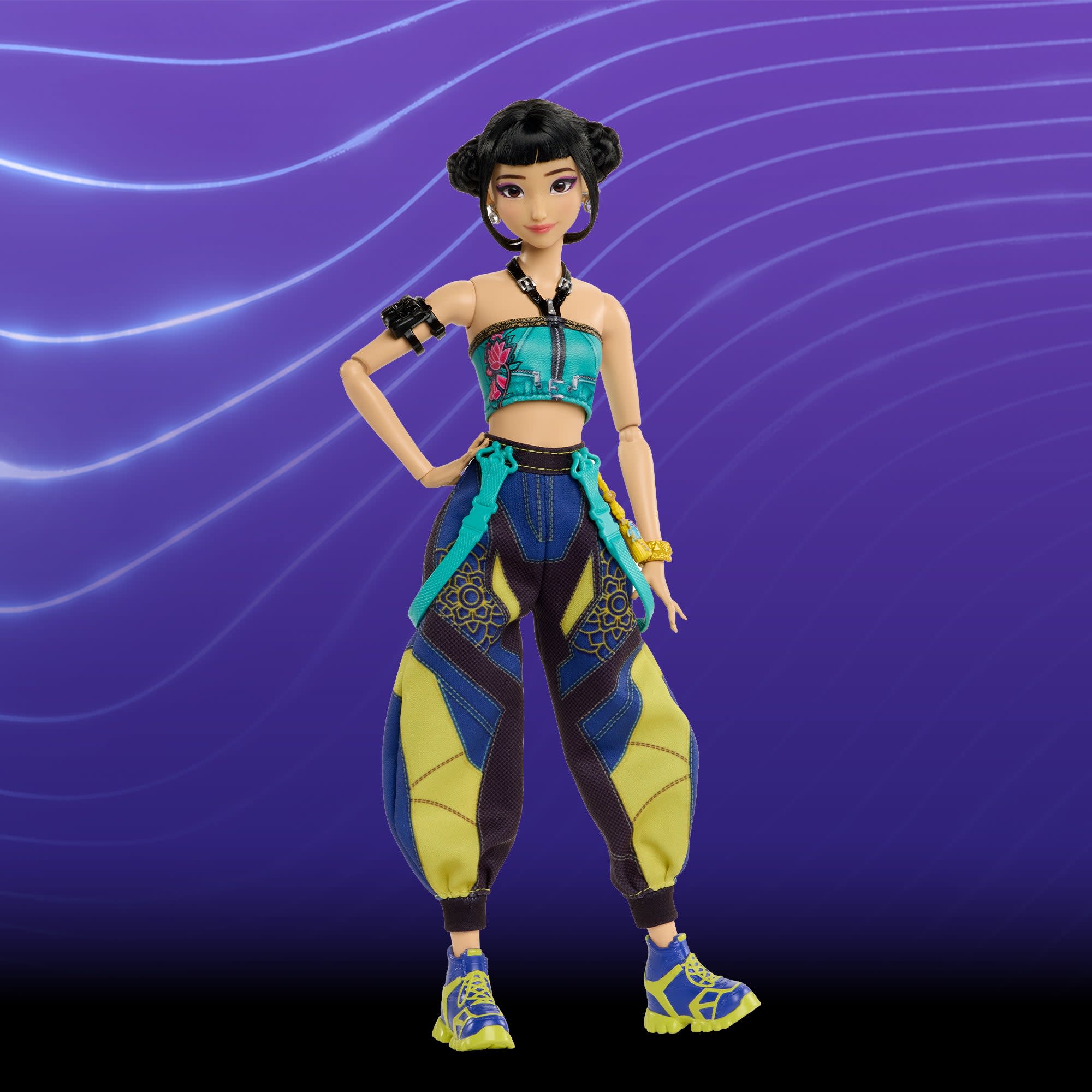 KPop Demon Hunters -  KPop Demon Hunters Zoey Fashion Doll -  Dolls