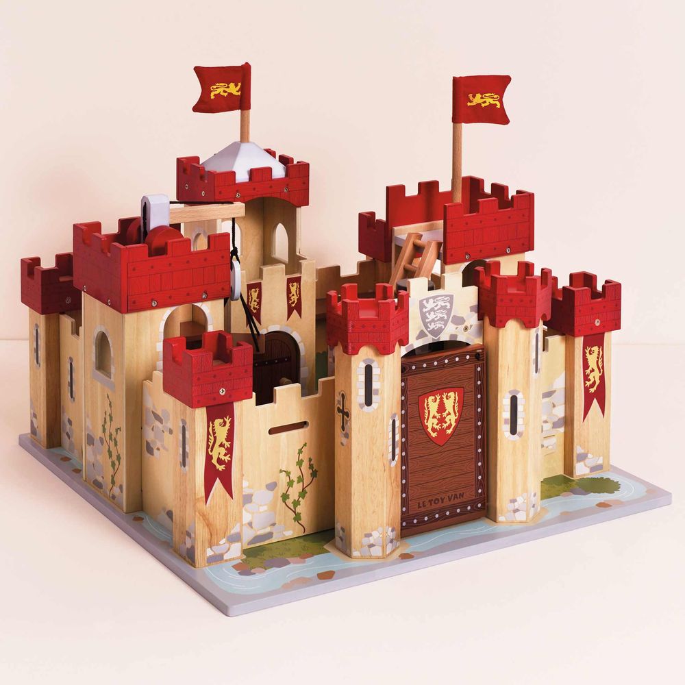  Le Toy Van -  Lionheart Castle -  Preschool
