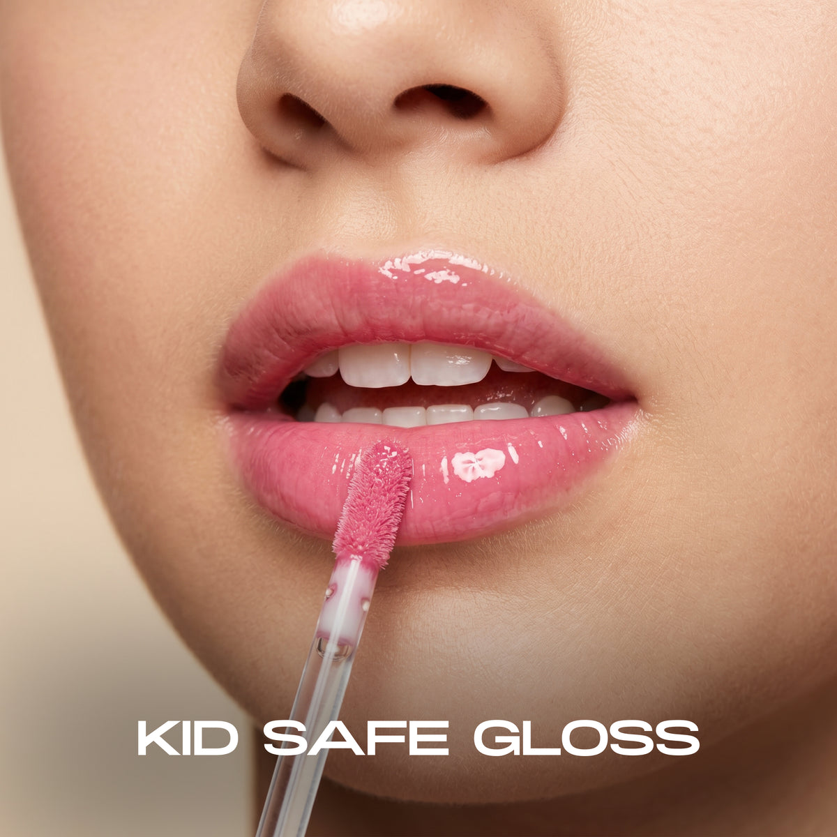 FAO Schwarz -  Lip Gloss Keychain – Bubble Gum -  Fashion Activity and Roleplay