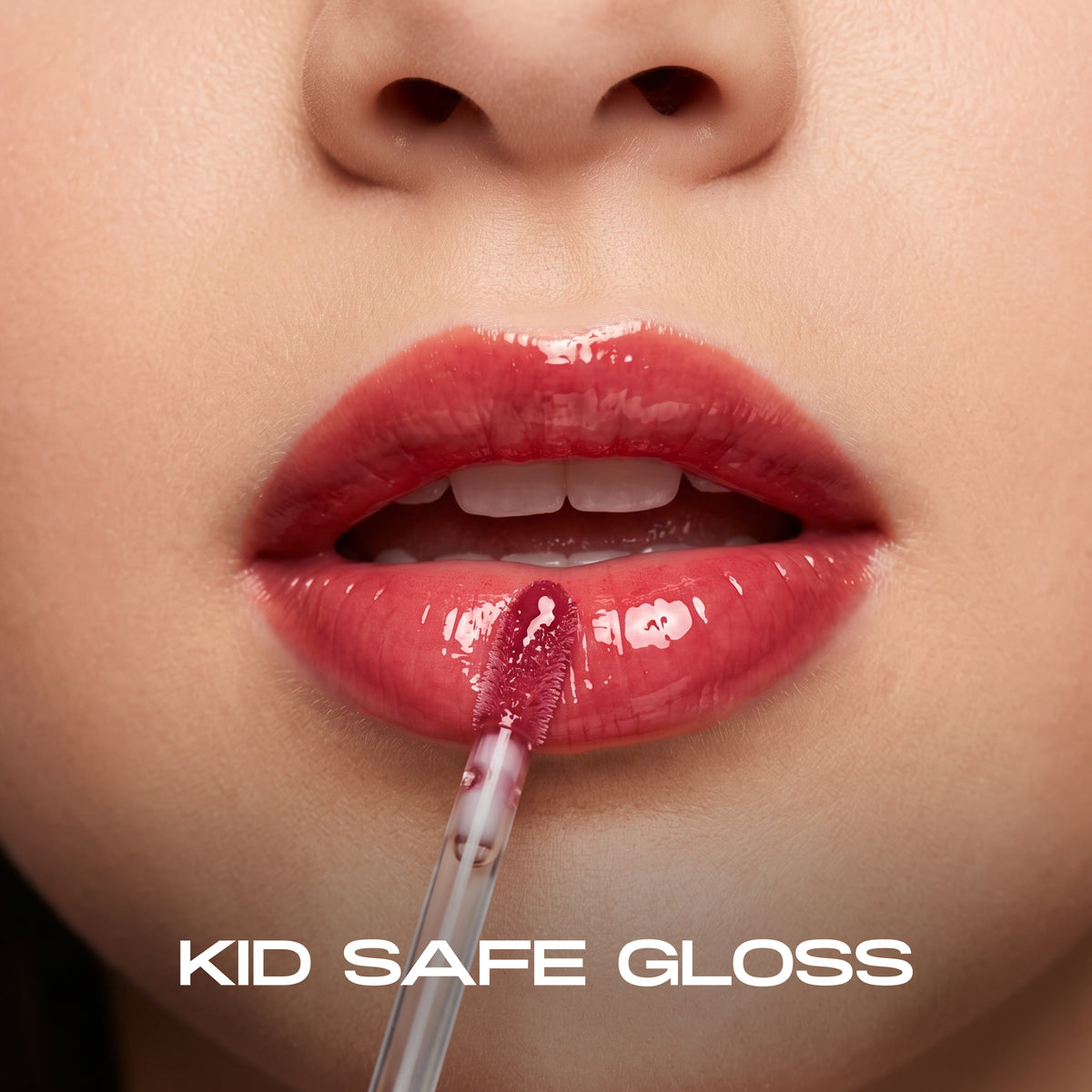 FAO Schwarz -  Lip Gloss Keychain – Cherry Pop -  Fashion Activity and Roleplay