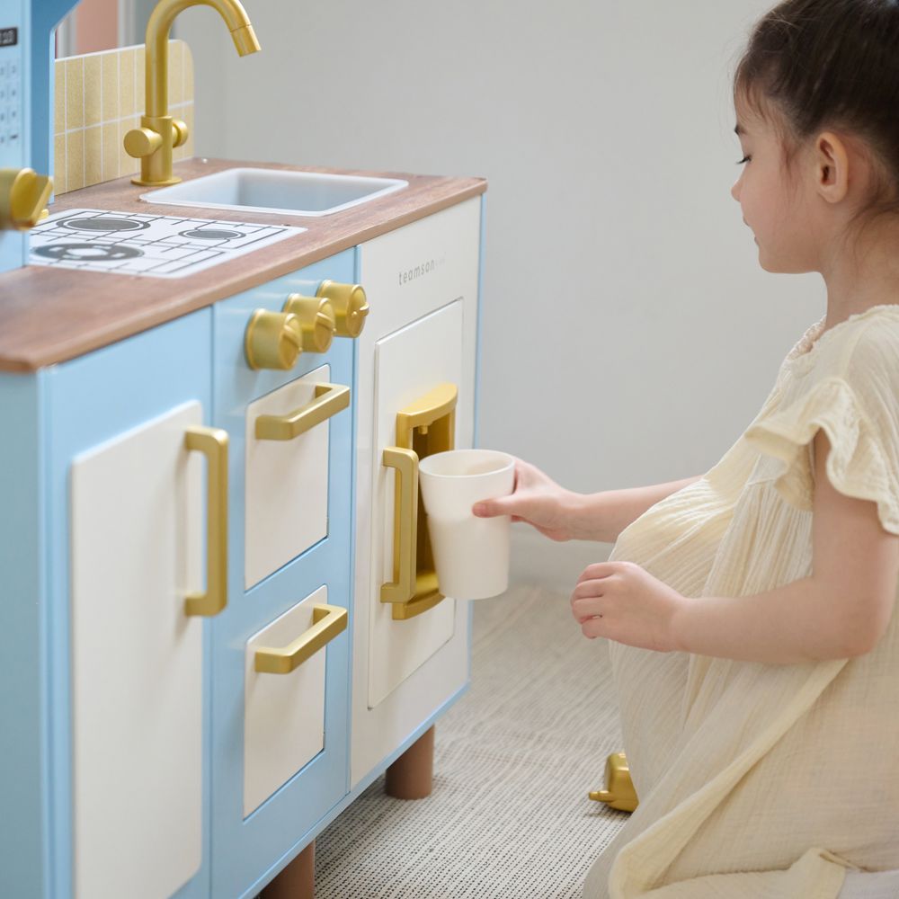  Teamson Kids -  Little Chef Hampton Wooden Play Kitchen with Ice Dispenser & Sink - Blue -  Preschool