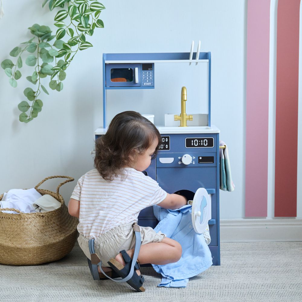  Teamson Kids -  Little Chef Lake Tahoe Wooden Play Kitchen Washer & Mini Garden - Blue -  Preschool