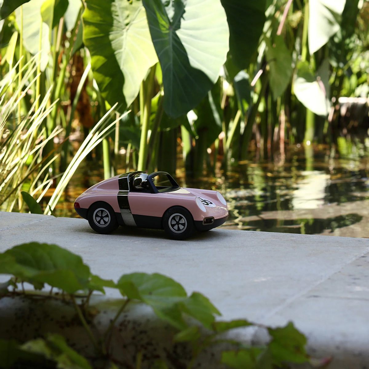  Playforever -  Luft Toy Car - Pop Pink -  Vehicles