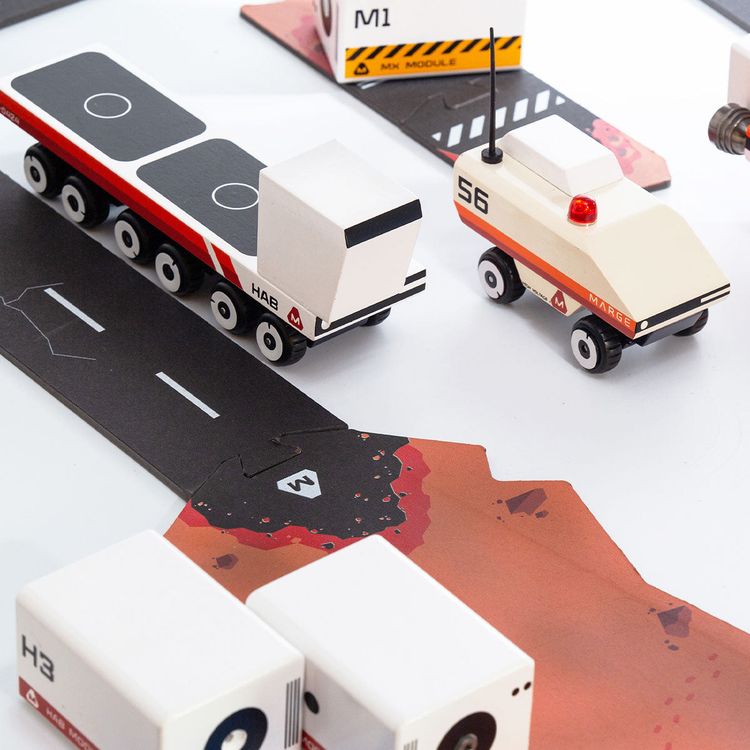  Candylab -  MARGE: Mars Agency for Research + Geographical Exploration - The Dark Depths Play Set -  Vehicles