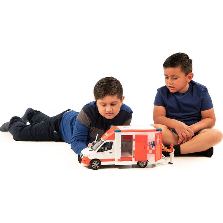  Bruder -  MB Sprinter Ambulance with Driver Figurine -  Vehicles