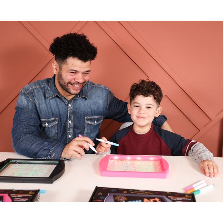  Marvin's Magic -  Marvin’s Magic Glow Art Craft Kit - Pink -  Creativity