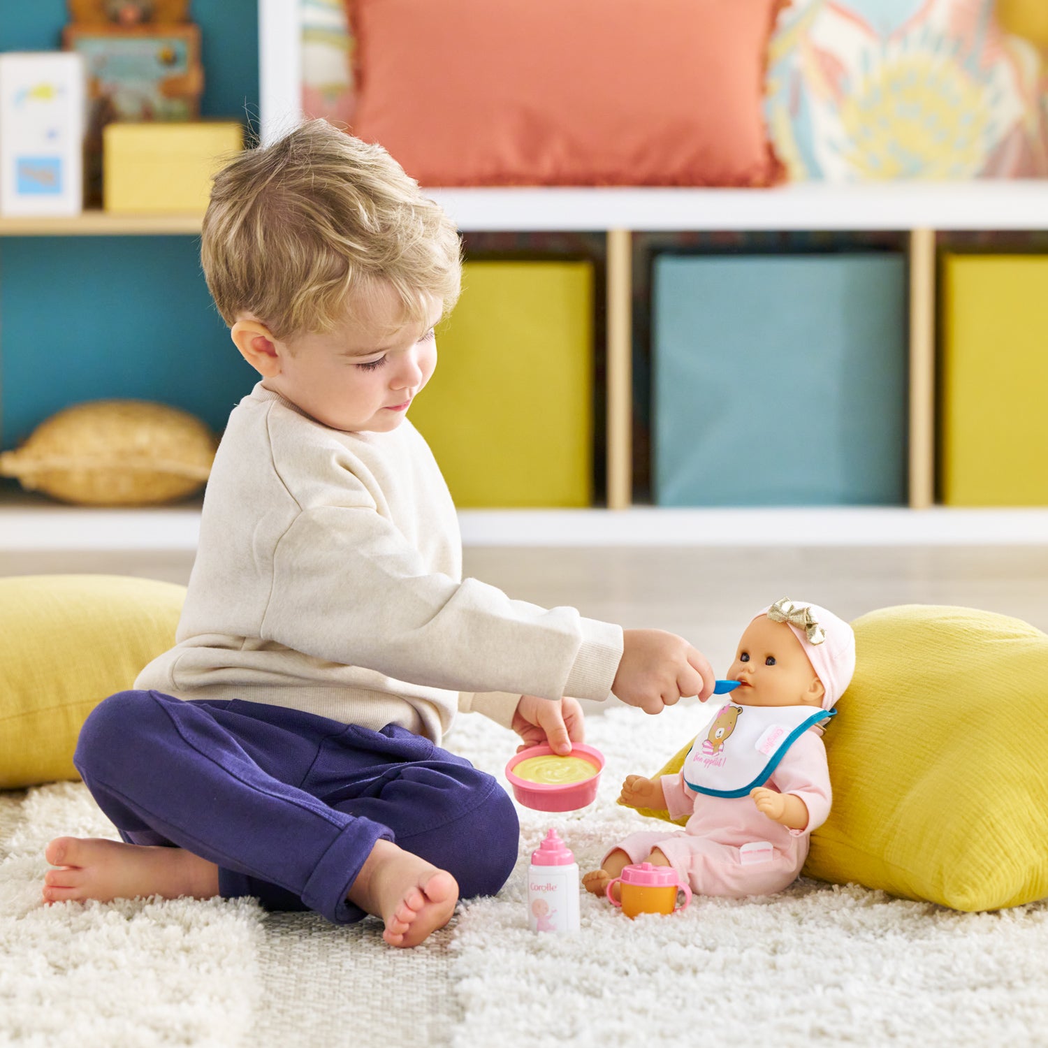  Corolle -  Mealtime Pretend Play Set for 12" Dolls -  Dolls