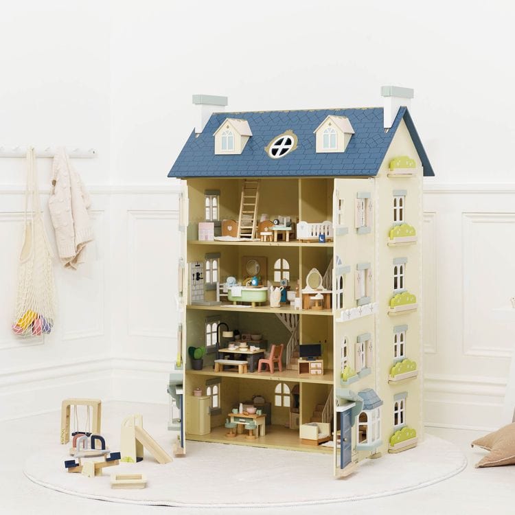 Le Toy Van -  Palace Wooden Dollhouse -  Preschool
