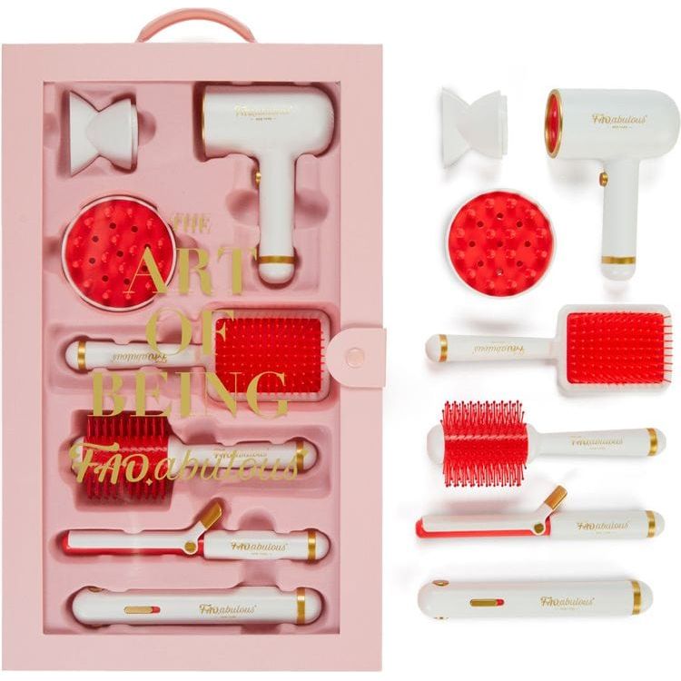  FAO Schwarz -  Pampered Play Hair Pro -  Fashion Activity and Roleplay