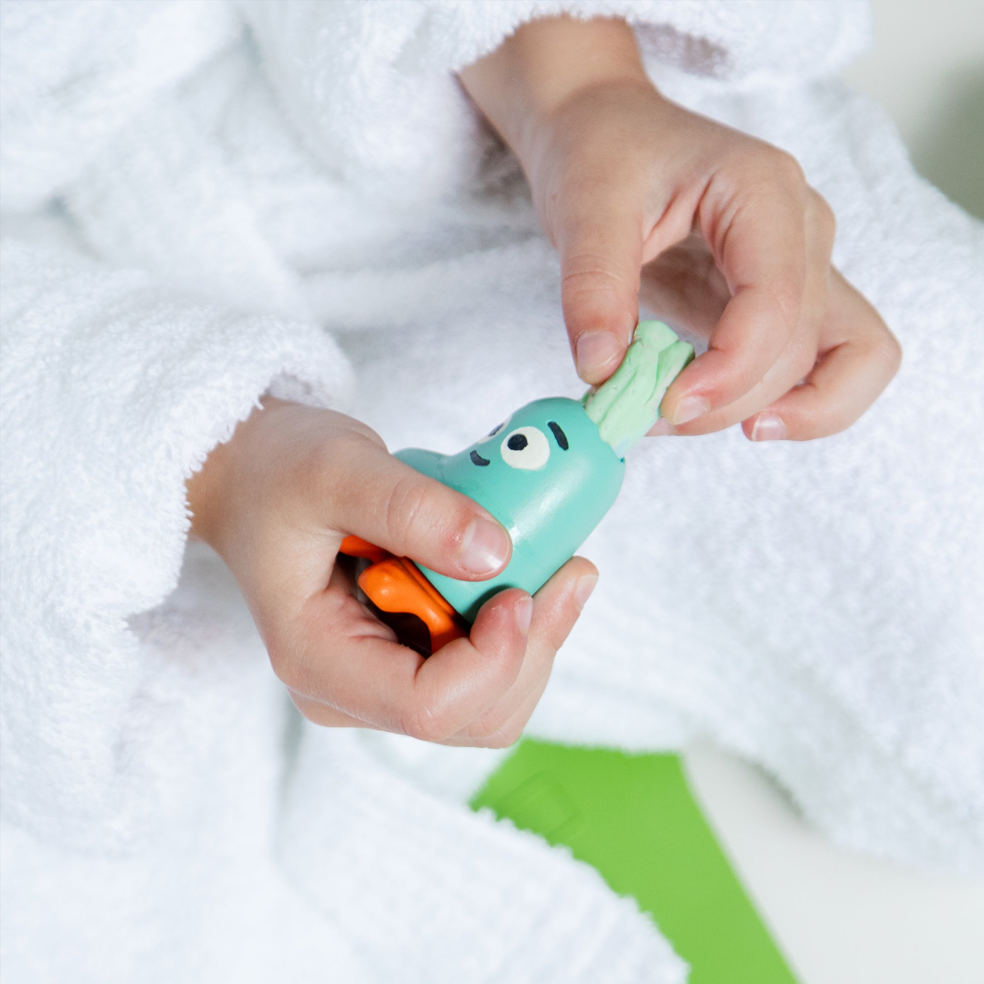  Nailmatic -  Pataploof - Pink and Blue Bath & Shower Dough + Bloop Ploofy -  Trend Accessories