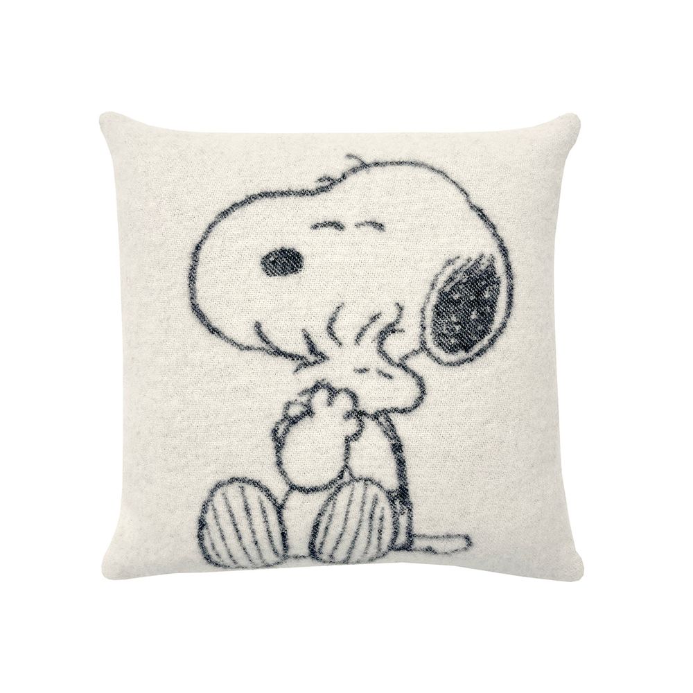  Maison Deux -  Peanuts Hug Pillow Cover -  Trend Accessories