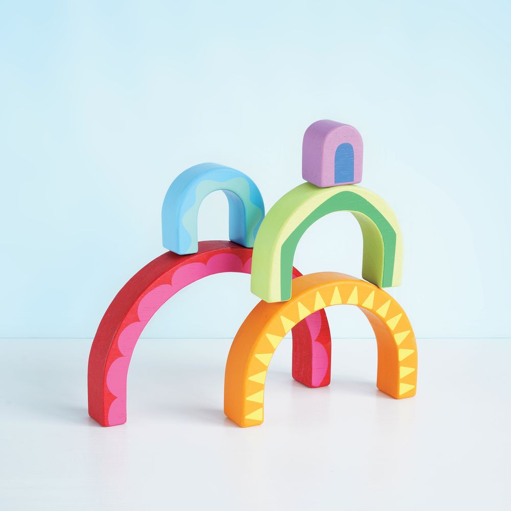  Le Toy Van -  Rainbow Tunnel Toy -  Preschool