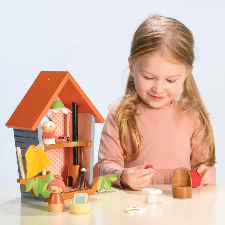  Tender Leaf Toys -  Robin's Nest Box -  Preschool