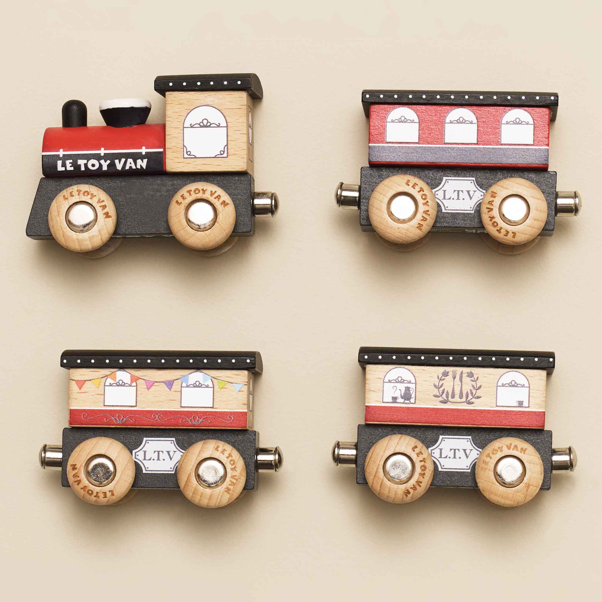  Le Toy Van -  Royal Express Train & Carriages -  Preschool