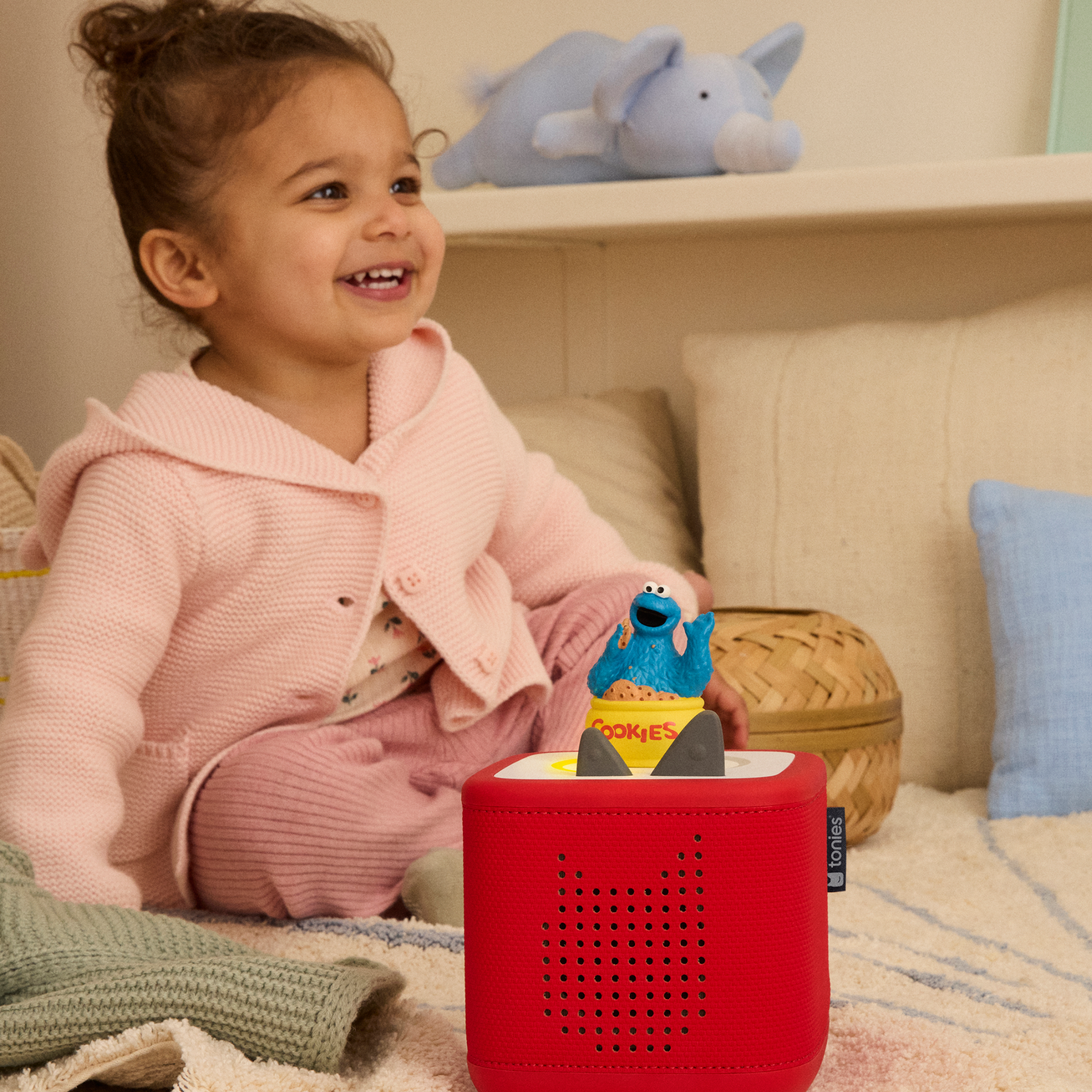  Tonies -  Sesame Street: Cookie Monster Tonie -  Electronics