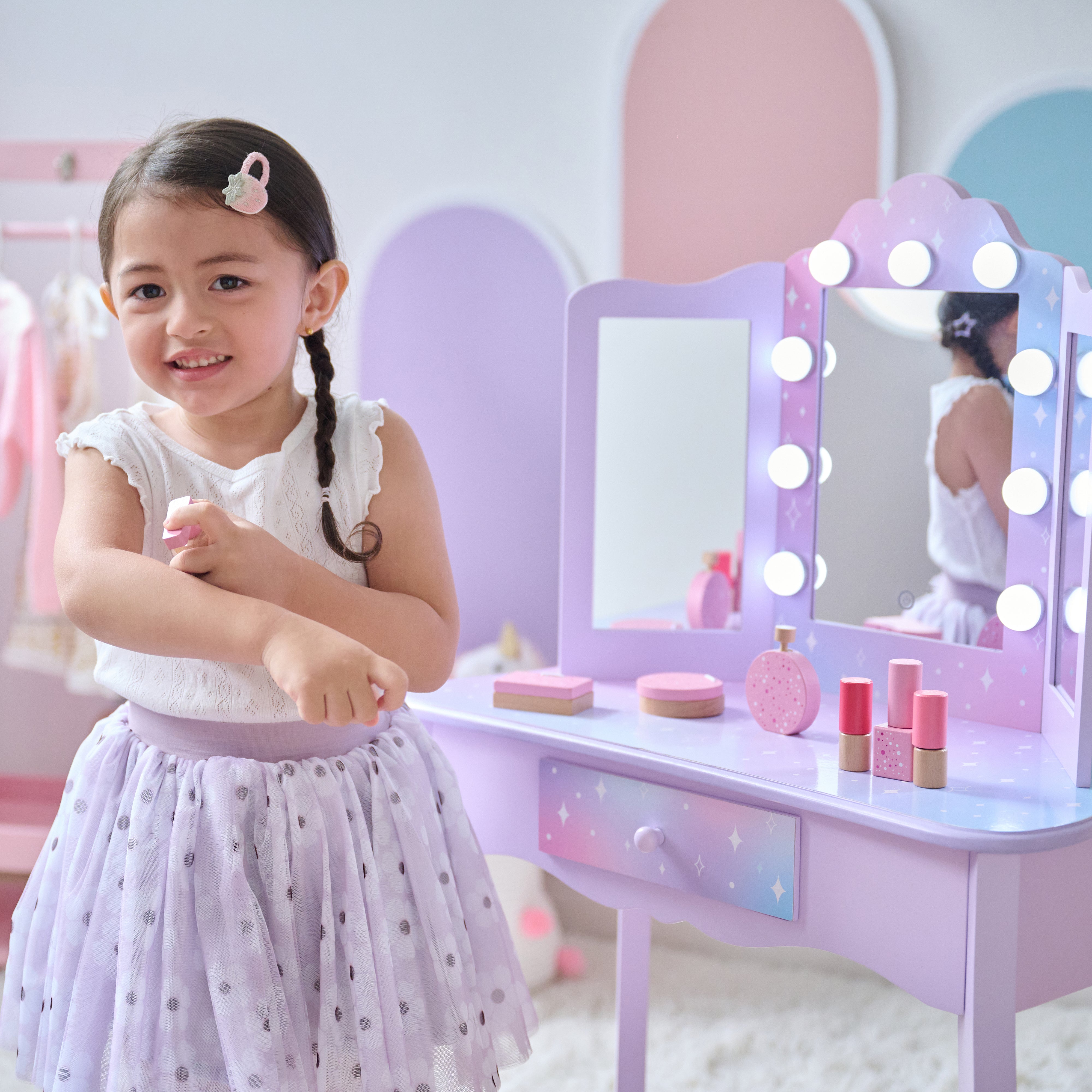  Teamson Kids -  Stardust Gisele Wood Vanity Table with LED Mirror & Drawer - Purple -  Room Decor