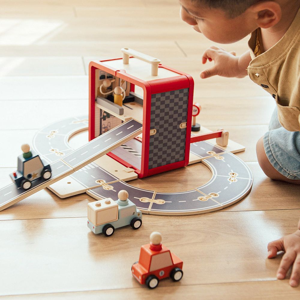  Wonder & Wise -  Take With Me Garage Playset -  Preschool