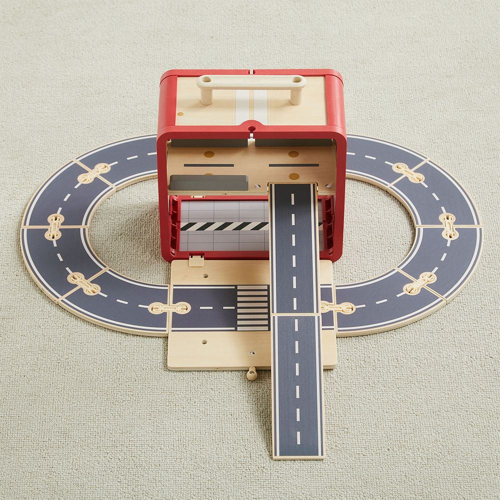  Wonder & Wise -  Take With Me Garage Playset -  Preschool